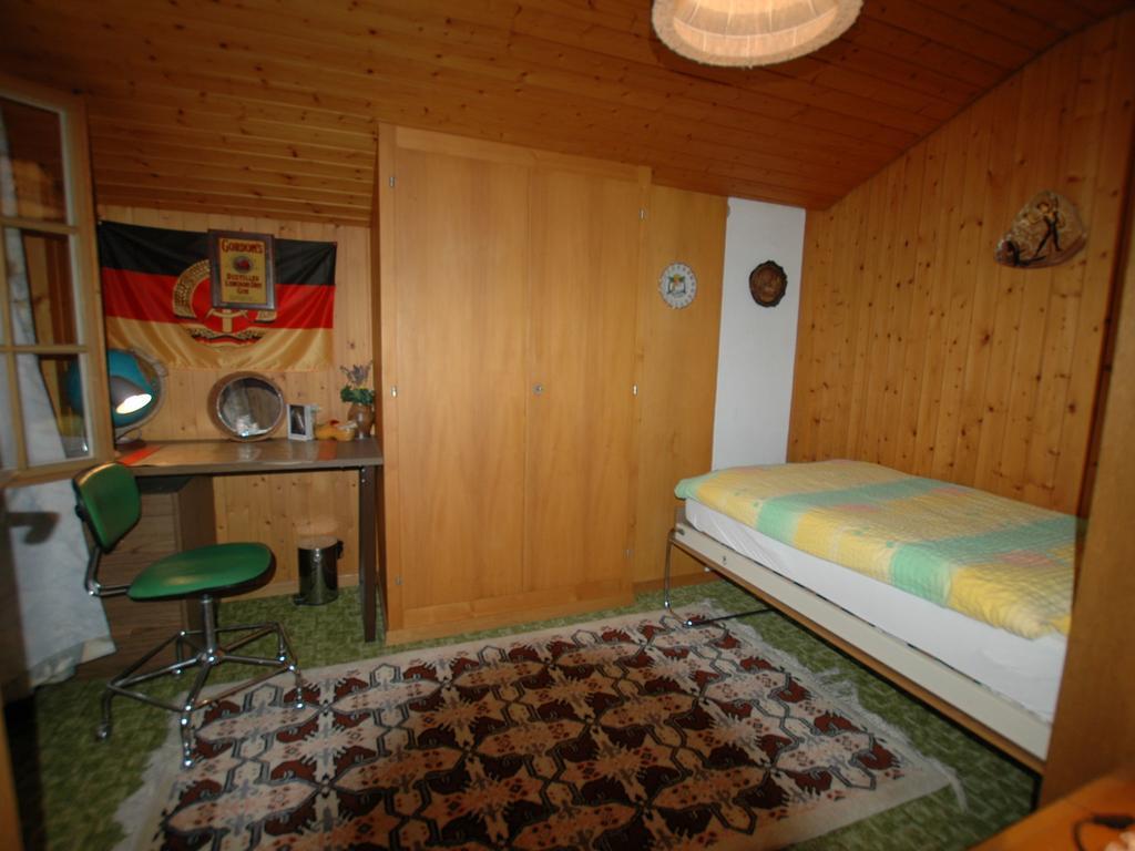Pristine Home In A Charming Village Large Grassy Sunbathing Area View Of The M Nch And Jungfrau Wilderswil Eksteriør billede